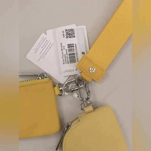 Lululemon NWT Dual Pouch Wristlet Maize Yellow Lemon Wash Card Holder